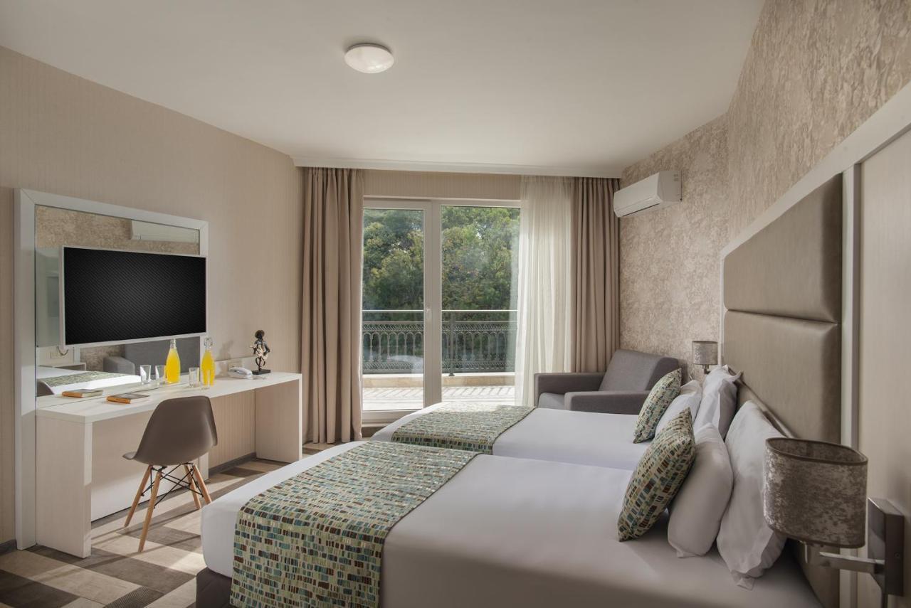 Marina Sands Bijou Boutique Is An Excellent Choice For Travelers Visiting Obzor Exteriör bild