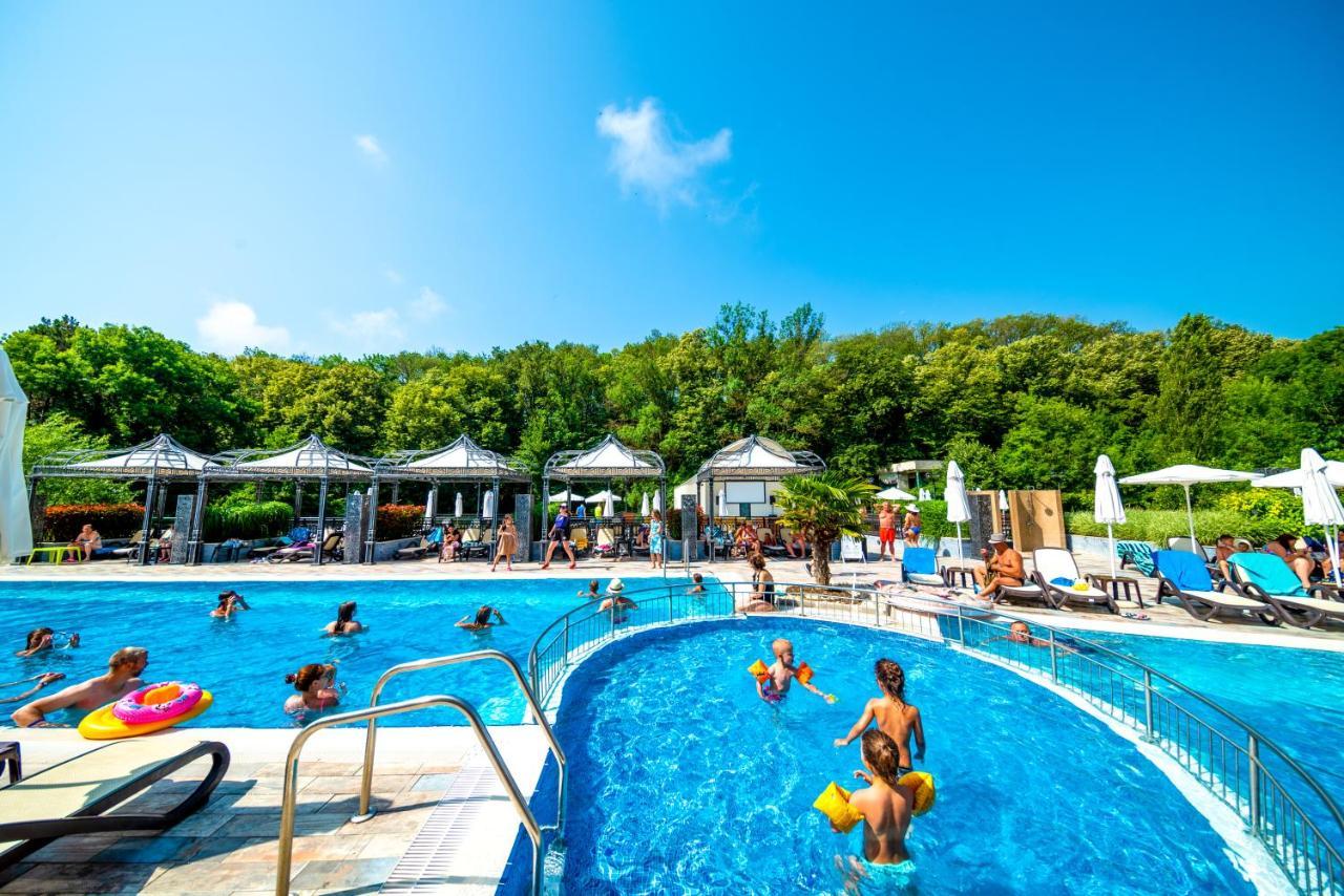 Marina Sands Bijou Boutique Is An Excellent Choice For Travelers Visiting Obzor Exteriör bild