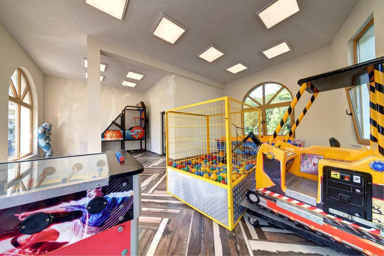 Marina Sands Bijou Boutique Is An Excellent Choice For Travelers Visiting Obzor Exteriör bild